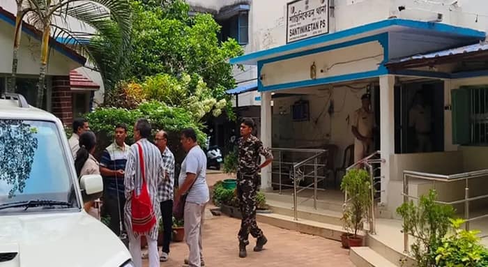 আইসিকে অশ্রাব্য গালি-হুমকির ঘটনায় শনিবার হাজিরা এড়ালেন অনুব্রত, পুলিসের সঙ্গে দেখা করলেন আইনজীবীরা