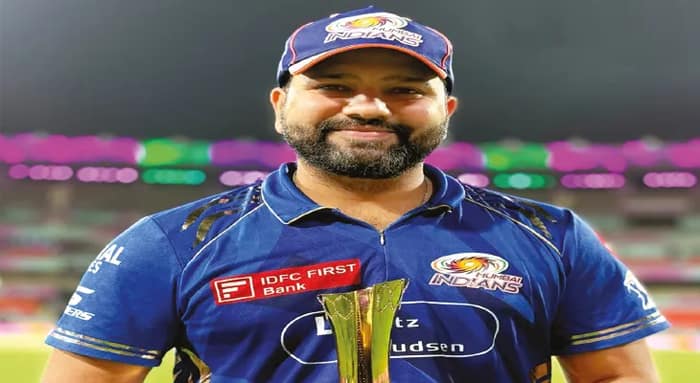 ঝুঁকি থাকলেও এভাবে চালিয়ে খেলব, সাফ মন্তব্য রোহিতের