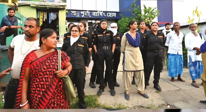 যুবকের মৃত্যুতে চিকিৎসায় গাফিলতির অভিযোগ, বর্ধমানের নবাবহাটে নার্সিংহোমে বিক্ষোভ