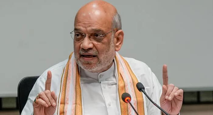 সোফিয়া-বিতর্কে অস্বস্তি বিজেপি নেতাদের ভাষা সংযমের পাঠ দিলেন অমিত শাহ