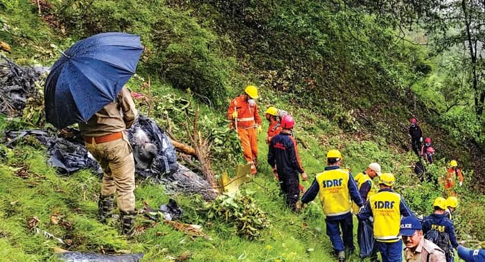 ছ’সপ্তাহের মধ্যেই পাঁচটি দুর্ঘটনা, কেদারের গৌরীকুণ্ডে কপ্টার ভেঙে মৃত ৭