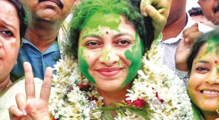 উপ নির্বাচন: বিরোধী: ৪ বিজেপি: ১, ৫০ হাজার মার্জিনে কালীগঞ্জ তৃণমূলের