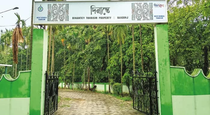 দুর্গাপুজোর আগেই কুলিকের পর্যটন আবাস ‘দিনান্তে’ সাজানোর উদ্যোগ