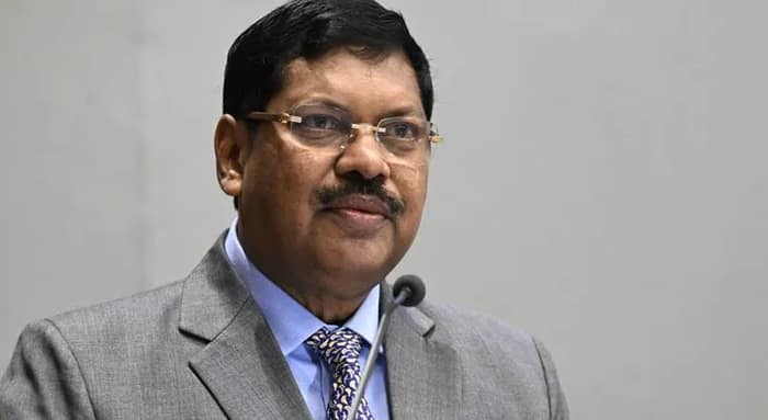 রোজগার করুন, মহিলাকে পরামর্শ প্রধান বিচারপতির