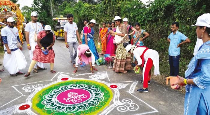 প্রত্যাশিত ভিড়ই নেই মায়াপুর ও নবদ্বীপে, ভক্তের স্রোত দীঘামুখী