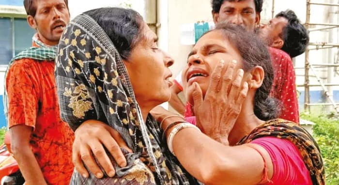 বাড়িতে ঢুকে ছাত্রীকে কুপিয়ে খুন, গলায় দড়ি দিয়ে আত্মঘাতী প্রেমিকও