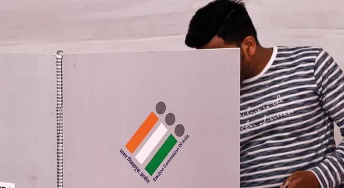 কালীগঞ্জ মডেলে নদীয়া জেলায় বুথ বাড়ছে ৮০০টি, বিএলও নিয়োগে চ্যালেঞ্জের মুখে প্রশাসন