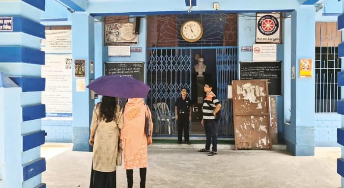 বহরমপুর কলেজে র‌্যাগিংয়ের অভিযোগ, ফোর্থ সেমেস্টারের পাঁচ ছাত্রকে বহিষ্কার
