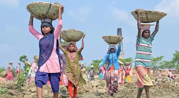 ১০০ দিনের কাজ: নজরে দিল্লির পর্যালোচনা বৈঠক