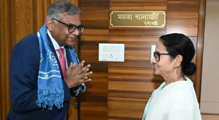 নবান্নে মমতা-চন্দ্রশেখরণ বৈঠক, বাংলায় টাটা’র বিনিয়োগ সম্ভাবনা