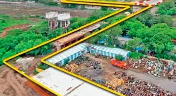 জেড আকৃতির ব্রিজে দু’টি ৯০ ডিগ্রি বাঁক! ভোপালের পর এবার বিতর্ক ইন্দোরে