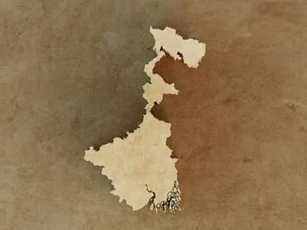 বিপদসীমা পার ভাগীরথীর, প্লাবিত কালীগঞ্জের বহু গ্রাম