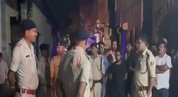 ফের পাটনায় ব্যবসায়ী খুন, নীতীশকে নিশানা তেজস্বীর, ডাবল ইঞ্জিন বিহারের আইনশৃঙ্খলা নিয়ে প্রশ্ন