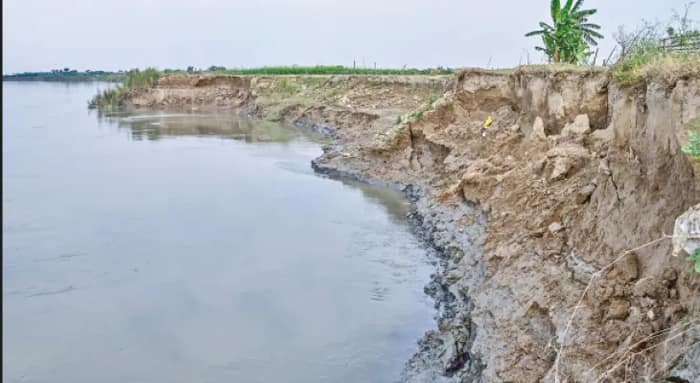 তিন রাজ্যকে নিয়ে সমন্বয় বৈঠক করতে ফ্লাড কন্ট্রোল কমিশনকে নির্দেশ কেন্দ্রের, মমতার লাগাতার চাপে গঙ্গা ভাঙন রোধে তৎপরতা