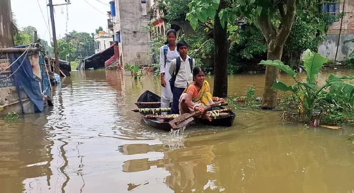 বন্যাত্রাণে অসম টাকা পেলেও বাংলা পায় না, তোপ মমতার, বিপুল জল ছেড়েছে ডিভিসি