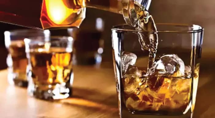মহারাষ্ট্র: ২৫০ কোটি টাকারও বেশি অনিয়ম, রিপোর্ট ক্যাগের, ডাবল ইঞ্জিন রাজ্যে আবগারি দুর্নীতি