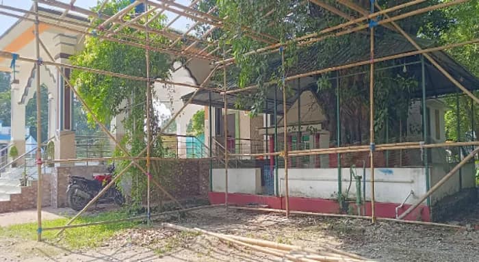 ফালাকাটা থানায় বিয়ের আয়োজন ৫০০ আমন্ত্রণ পত্র ছাপিয়ে বিলি শুরু