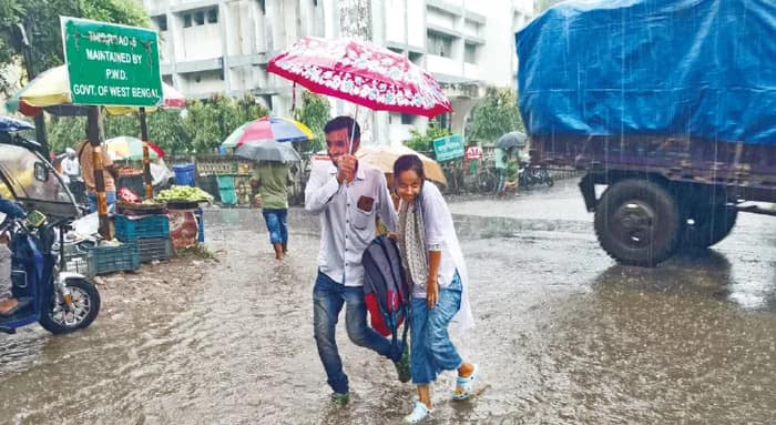 ফের নিম্নচাপের ভ্রূকুটি, প্রমাদ গুনছে খানাকুল