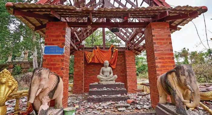 থাইল্যান্ড-কম্বোডিয়া সংঘর্ষে মৃত্যু  বেড়ে ১৫, উদ্বাস্তু লক্ষাধিক মানুষ, ট্রাভেল অ্যাডভাইসারি জারি ভারতের