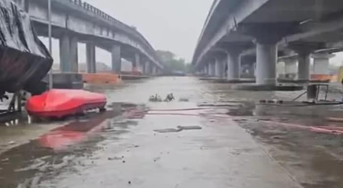 ডোবাল গুগল ম্যাপ! খাঁড়িতে গিয়ে পড়ল গাড়ি