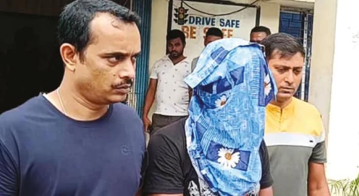 বৃদ্ধাকে ধর্ষণের ঘটনায় ১৬ দিন পর গ্রেপ্তার অভিযুক্ত