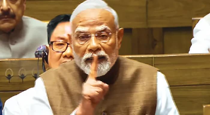 ৭৩ হাজার কোটি ডলার! মোদির ভারতে ঋণের বোঝা