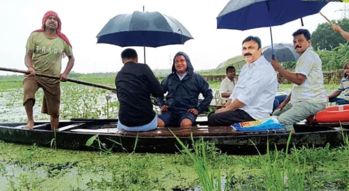 ৩ দশক সংস্কার হয়নি পাখিমারা ও পদ্মা খাল, জল যন্ত্রণা ভাটপাড়া, কাউগাছিতে