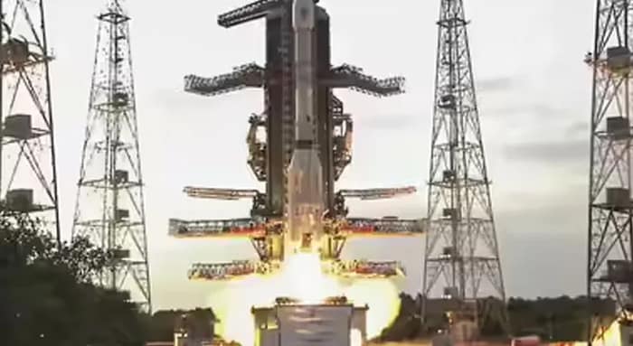 ইসরো-নাসার যৌথ উদ্যোগে কৃত্রিম উপগ্রহ নিসার-এর সফল উৎক্ষেপণ