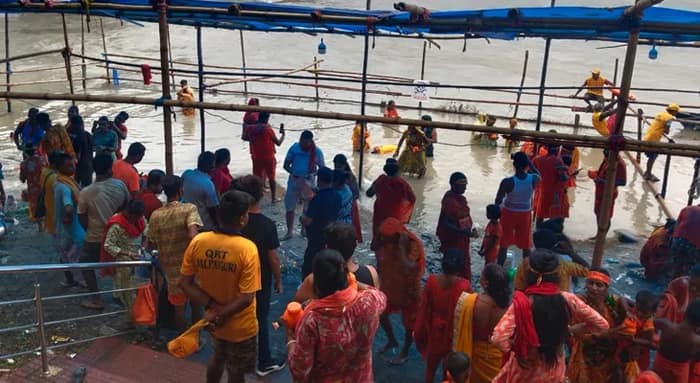 শ্রাবণী মেলায় ভক্তদের ভিড়, তৈরি আরও একটি অস্থায়ী টিকিট কাউন্টার