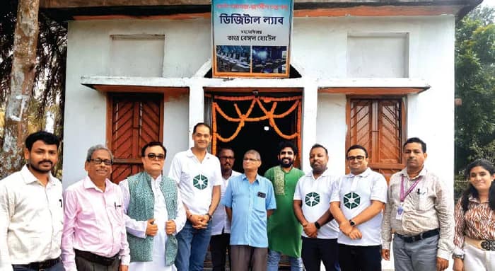 কুলতলির স্কুলে আইটি ল্যাব  উপহার তাজ বেঙ্গল-এর