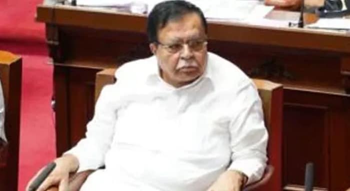 পদত্যাগ কর্ণাটকের মন্ত্রীর, কং আমলেও ভোটার তালিকায় অনিয়ম!