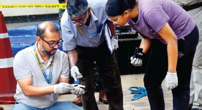 মধ্যমগ্রামে ‘আইইডি’ বিস্ফোরণ, প্রেমিকার স্বামীকে মারতে এসে হত যোগীরাজ্যের যুবক