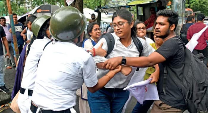 এসএফআইয়ের বিকাশ ভবন অভিযান, উত্তেজনা সল্টলেকে