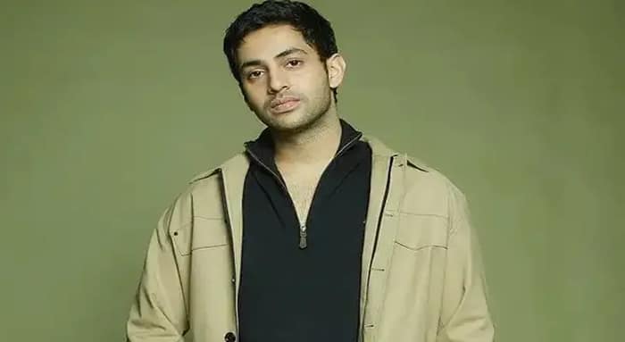 পিছচ্ছে মুক্তি