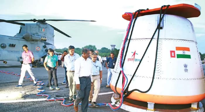 সফল এয়ার ড্রপ টেস্ট, গগনযানের দিকে আরও একধাপ এগল ইসরো