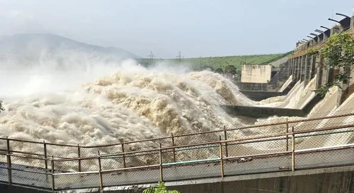 কুলটির জলকষ্টে দায়ী ডিভিসি, বিঁধল সেইল
