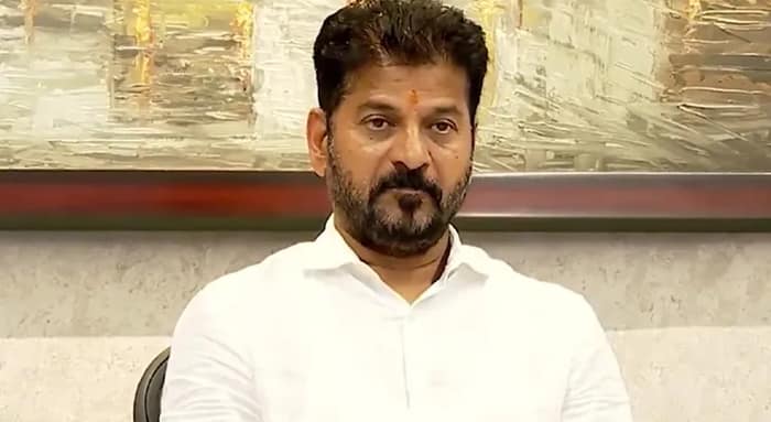 ৬৫০ কোটির সচিবালয়ে বাস্তুদোষ, অফিসেই যাচ্ছেন না তেলেঙ্গানার মুখ্যমন্ত্রী!