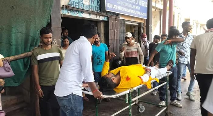 তৃণমূল ছাত্র পরিষদের সমাবেশে যোগ দিতে আসার সময় আক্রান্ত দুই টিএমসিপি কর্মী