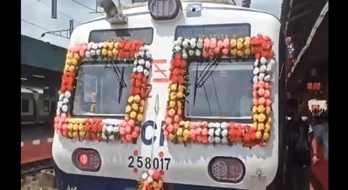 ৫ সেপ্টেম্বর শুরু নয়া এসি লোকালের পরিষেবা