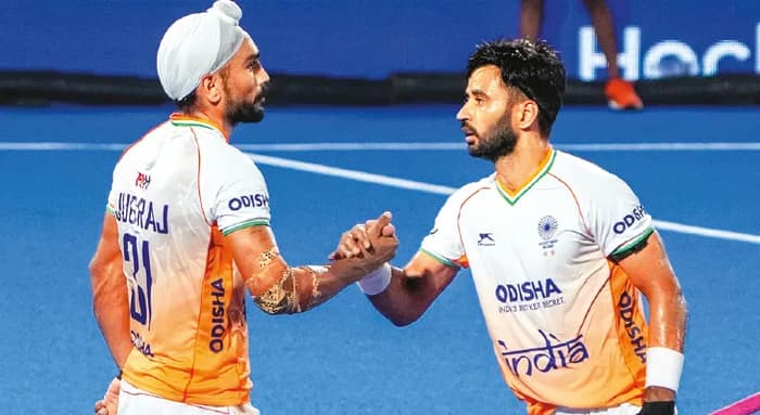 অভিষেকদের দাপটে চুরমার কাজাখস্তান