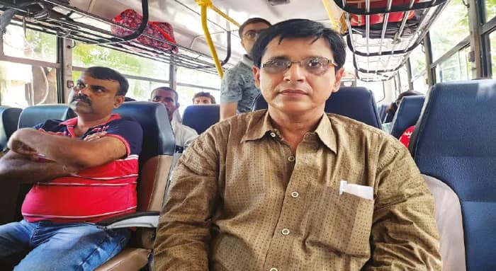 লাভপুরের প্রধান শিক্ষক কাঞ্চন বন্দ্যোপাধ্যায় পাচ্ছেন শিক্ষারত্ন, কলকাতার উদ্দেশে রওনা