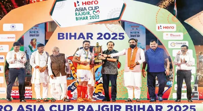হরমনপ্রীতদের পাখির চোখ এবার হকি বিশ্বকাপ