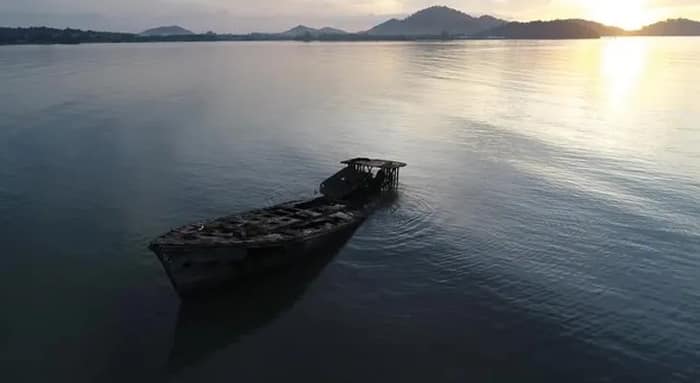 সাত সকালেই মুর্শিদাবাদের রানিনগরে নৌকাডুবি