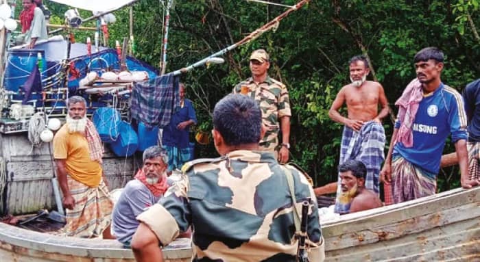 সুন্দরবনে ধৃত ১৯ জন বাংলাদেশি মৎস্যজীবী