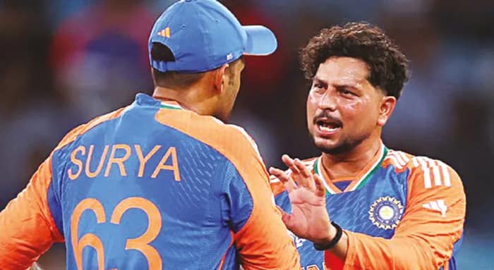 কুলদীপ-অক্ষরে মুগ্ধ বিশেষজ্ঞরা