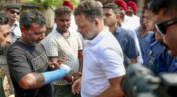 বন্যাবিধ্বস্ত পাঞ্জাবে রাহুল, ঘুরে দেখলেন বিপর্যস্ত এলাকা