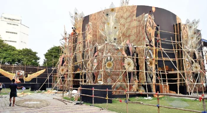 ‘দর্পণ-দৃষ্টি’ দিয়ে সমাজের কাছে স্বচ্ছ হওয়ার বার্তা এফডি ব্লকের