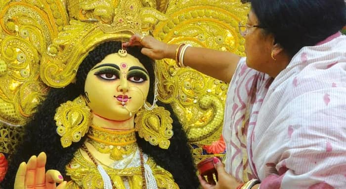 পশ্চিম মেদিনীপুরে দুর্গাপুজোয় শতাধিক কমিটিকে জরিমানা