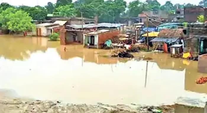 নেপালের বৃষ্টিতে বিহারের বিস্তীর্ণ এলাকায় বন্যা পরিস্থিতি