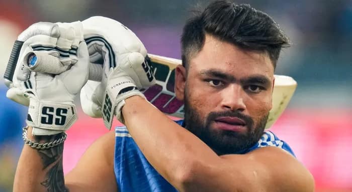 দিতে হবে ৫ কোটি টাকা! আন্ডারওয়ার্ল্ড থেকে ফের হুমকি রিঙ্কু সিংকে